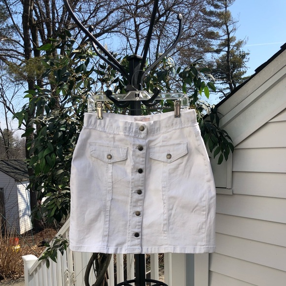 Blu Pepper White Denim Skirt - Picture 4 of 6
